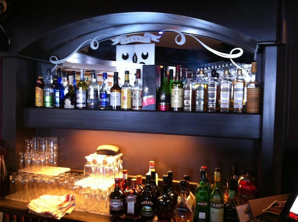 戈尔韦武器宾馆酒店 外观 照片