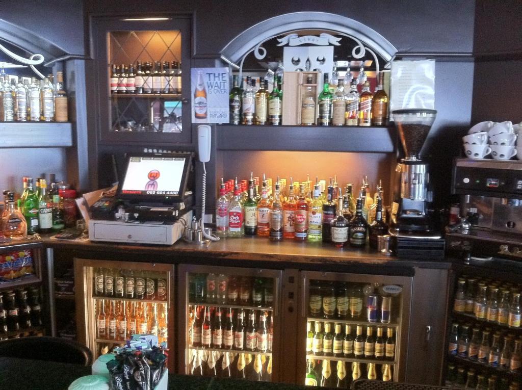 戈尔韦武器宾馆酒店 外观 照片